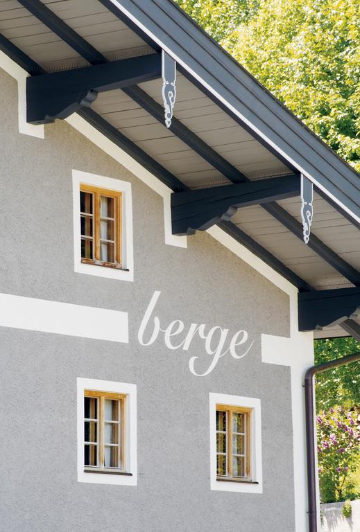 Gaestehaus Berge アシャウ・イム・キームガウ エクステリア 写真